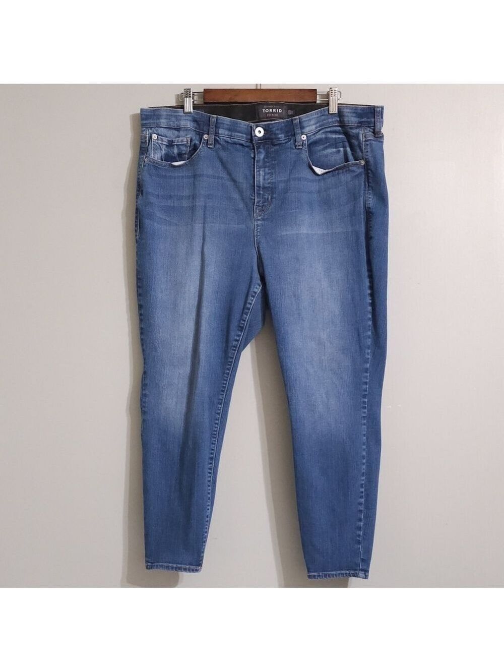 Torrid Sky High Skinny Jeans, Size 22 SHORT